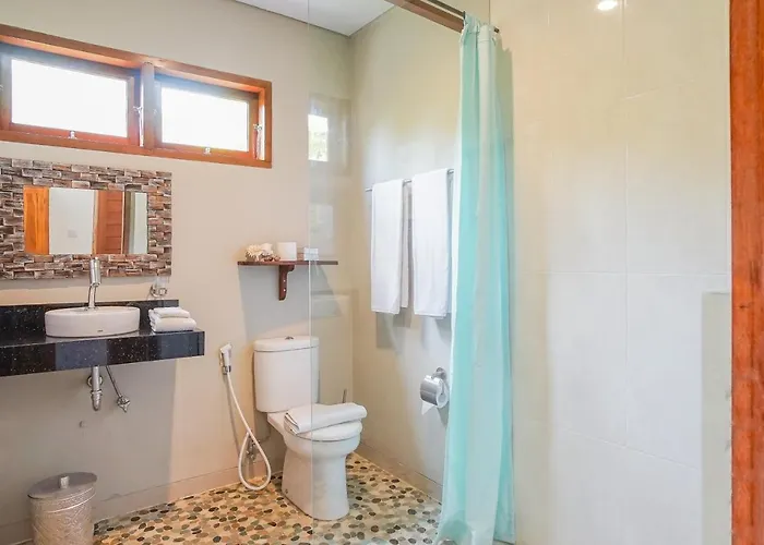 Guest house Taman Bahagia 3*